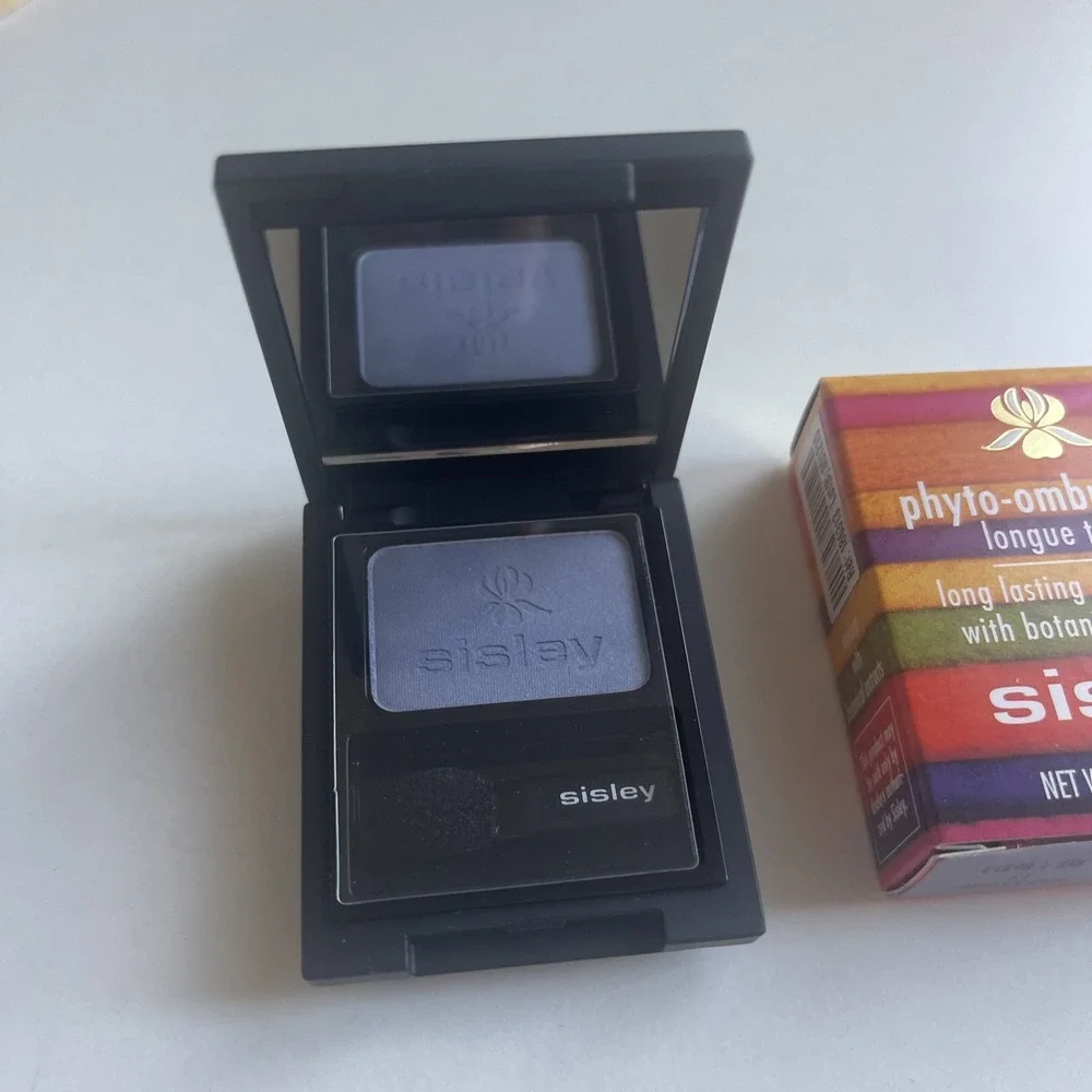 Sisley Phyto-Ombre Eclat Eye Shadow - Deep Lavender 13 - .05 oz / 1.5 g - Picture 2 of 7